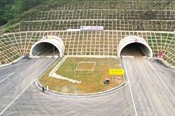 Hoàn thành hầm Thung Thi trên cao tốc Bắc-Nam, sẵn sàng đưa vào khai thác