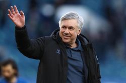 HLV Ancelotti nhắn nhủ học trò trước trận đại chiến Chelsea