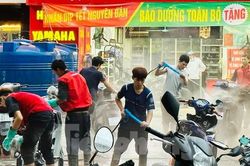 Trời hửng nắng, cửa hàng rửa 500-700 xe/ngày