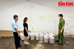 Thu giữ gần 500 lít rượu ngâm không rõ nguồn gốc