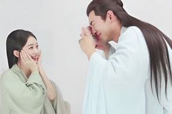 Triệu Lệ Dĩnh và Lâm Canh Tân được khen có chemistry tràn màn hình ở hậu trường Dữ Phượng Hành