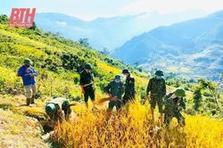 Mường Lát tăng cường công tác dân vận trong vùng đồng bào dân tộc Mông
