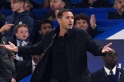 Thua trắng Real Madrid, Lampard vẫn nói 'Chelsea đá hay hơn'
