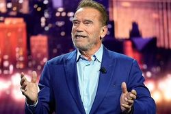 'Kẻ hủy diệt' Arnold Schwarzenegger ra cuốn sách truyền cảm hứng mới