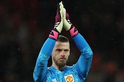 Thủ thành De Gea gia hạn với Man United