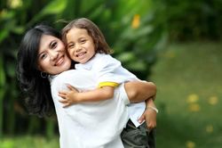 Chiến lược giúp mẹ đơn thân nuôi dạy con thành công