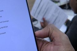 Ứng dụng cho vay hoành hành ở Kenya khiến hàng triệu người vỡ nợ