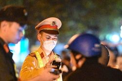 Thủ tướng nghiêm cấm cán bộ can thiệp vào quá trình xử lý vi phạm giao thông