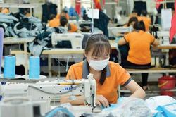 Bộ trưởng Bộ Công Thương: Tháo gỡ thực chất khó khăn cho từng doanh nghiệp