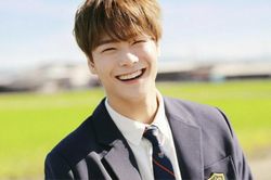 Fan nghẹn ngào khoảnh khắc Moonbin (Astro) nhảy See tình trước khi qua đời