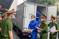An ninh thắt chặt tại phiên tòa xử cựu Chủ tịch TP Hạ Long và 27 đồng phạm