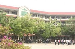 Vụ nữ sinh trường chuyên tự tử nghi do bạo lực học đường: Công an vào cuộc làm rõ