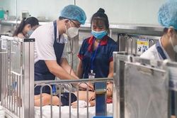 Gia tăng trẻ viêm phổi, suy hô hấp