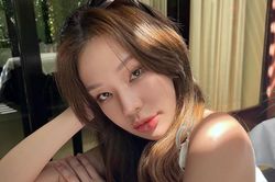 Nữ ca sĩ Thái Lan qua đời ở tuổi 20