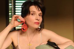 Juliette Binoche - nàng thơ trong phim mới của Trần Anh Hùng
