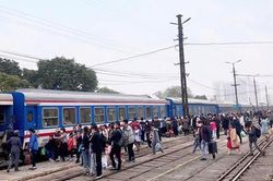 Ngăn chặn 'cò' vé tàu dịp 30/4