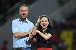 HLV Mano Polking không trở lại V-League, chờ dẫn dắt tuyển Thái Lan ở Asian Cup 2023