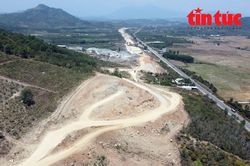 Cận cảnh thi công những km đầu tiên thành hình tuyến cao tốc Nha Trang - Vân Phong