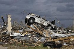Lốc xoáy càn quét tại bang Oklahoma của Mỹ