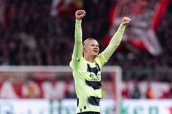 Erling Haaland lập nhiều kỷ lục ở Champions League
