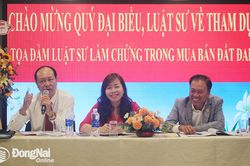 Luật sư có nên làm chứng đối với giao dịch đất bằng giấy tay?