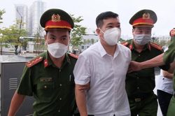 Cựu Trưởng Công an quận Tây Hồ Phùng Anh Lê hầu tòa phúc thẩm