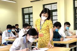 Điểm mặt thiết bị siêu tinh vi sử dụng để gian lận thi cử