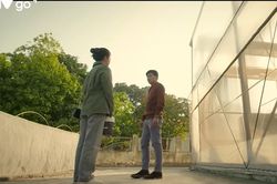 'Gia đình mình vui bất thình lình' tập 14: Công đuổi vợ về để ăn cơm với 'trà xanh'