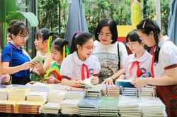 Hà Nội khai mạc sự kiện 'Sách cho bạn, cho tôi'