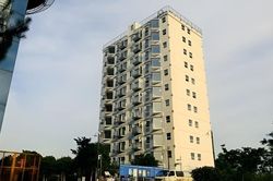 Tòa nhà 10 tầng được xây thần tốc trong vòng 28 tiếng