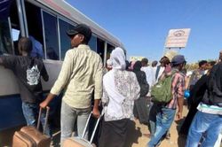 16 thuyền viên Việt Nam rời khỏi Sudan giữa xung đột gia tăng