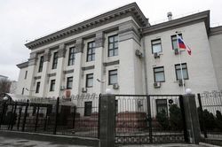 Ukraine chấm dứt hợp đồng thuê đất của Đại sứ quán Nga tại Kiev