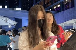Triệu Lộ Tư bị bắt gặp trổ tài 'trả giá' khi bí mật về quê