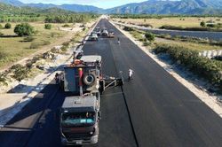 Thúc tiến độ 3 dự án thành phần cao tốc Bắc - Nam thông xe trước 30/4