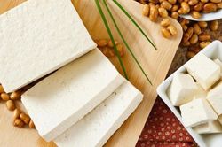 Cách làm đậu hũ non thơm ngon ngay tại nhà