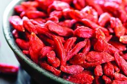Một loại hạt ở Việt Nam được báo Anh ví như 'kim cương đỏ', là thuốc bổ gan, dưỡng thận
