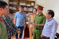 Bắt giam 2 phụ nữ lợi dụng quyền tự do dân chủ, thông tin sai trên mạng xã hội