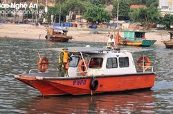 Một ngư dân rơi xuống biển tử vong