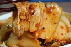 Cách làm thịt ba chỉ luộc sốt tỏi ngọt lịm, thơm lừng