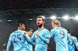 Bán kết FA Cup: Man Xanh, Man Đỏ cùng vui?
