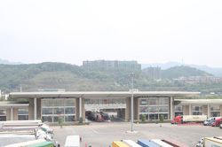 Kim ngạch xuất - nhập khẩu giảm 21,7% so với cùng kỳ