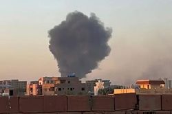 Giao tranh ác liệt ở Sudan, nhiều nước ráo riết sơ tán công dân