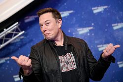 Elon Musk âm thầm giúp Nga sau khiếu nại của báo chí phương Tây?