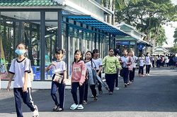 Tiếp tục duy trì và phát triển các phong trào gắn với giáo dục học sinh