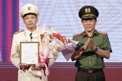 Chân dung tân Giám đốc Công an tỉnh Bình Dương Tạ Văn Đẹp
