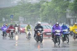 Cảnh báo dông, lốc trong dịp lễ 30/4 - 1/5