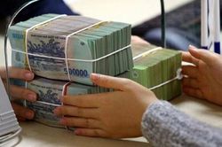 Từ 24/4, tổ chức tín dụng gia hạn nợ và giữ nguyên nhóm nợ cho khách hàng khó khăn đến hết 30/6/2024