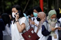 Động đất mạnh 7,3 độ richter gây cảnh báo sóng thần tại Indonesia