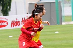 Huỳnh Như phải tập 1 mình trước SEA Games 32