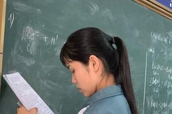 Thi tốt nghiệp THPT từ 2025: Băn khoăn xây dựng ngân hàng đề thi mới